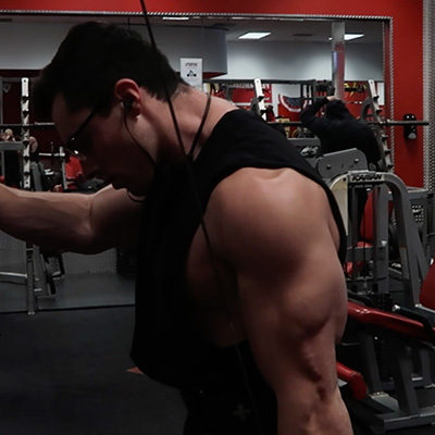 One arm tricep pull downs-thumb